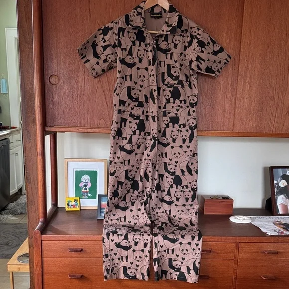 Nooworks Rare Tan/Taupe and Black Panda Pattern Jumpsuit Sz Small - Picture 5 of 14
